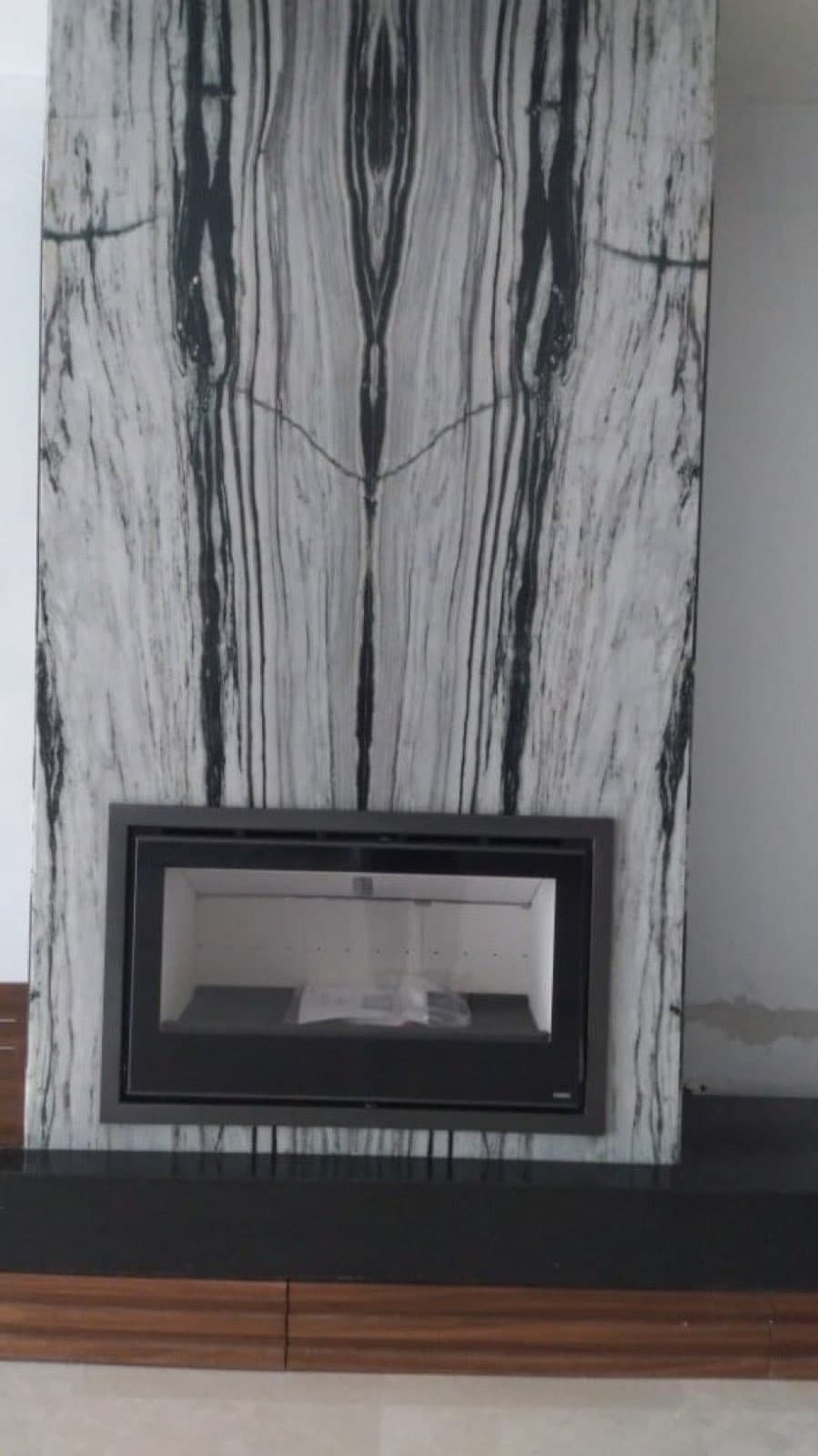 Cheminée d'angle sur mesure